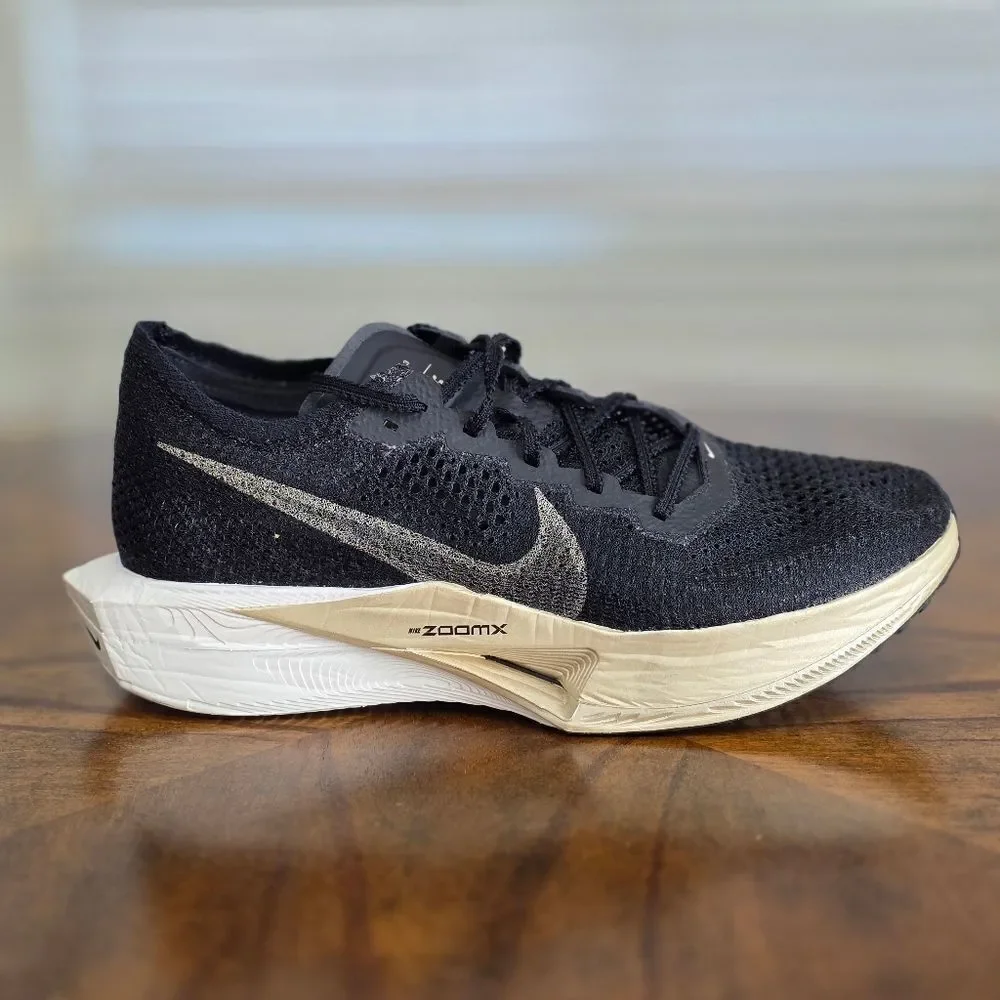 Nike ZoomX Vaporfly Next% 3 Men’s Size 9 Black Metallic Gold Grain LE DV4129-001